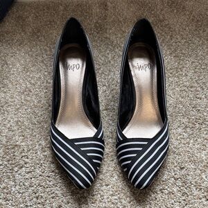 Beautiful striped pumps